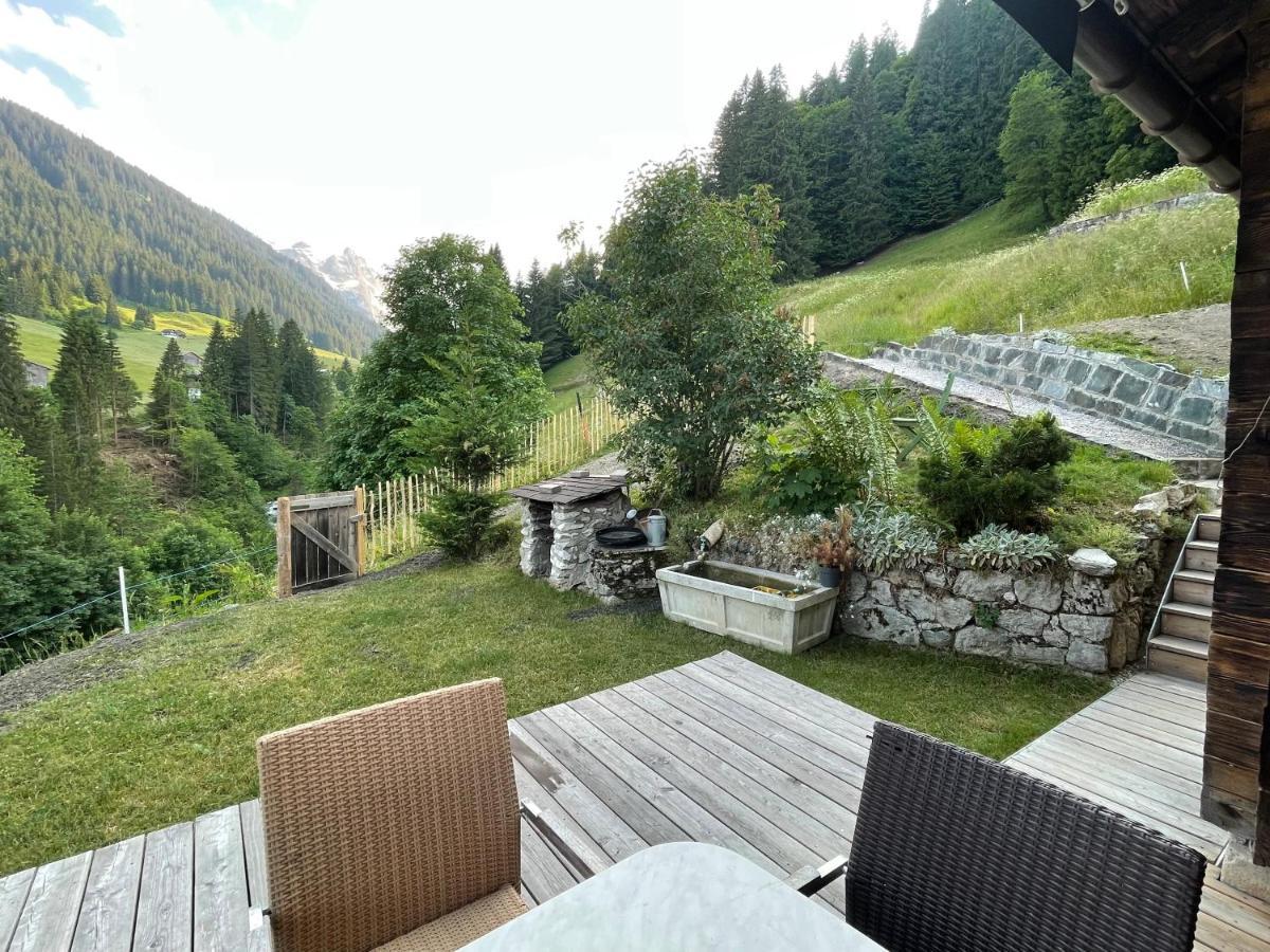 Alpenchalet Piz Huesli تشاغنز المظهر الخارجي الصورة